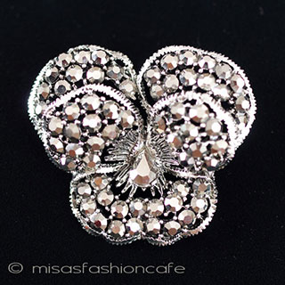 （画像用） ＷＥＩＳＳ　ブローチ パンジー・すみれの花