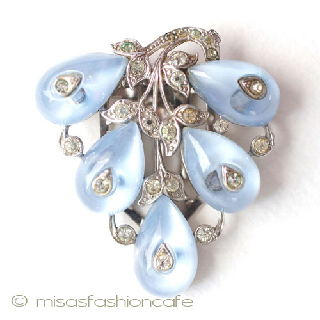 （画像用） TRIFARI　トリファリ １９３８年　ブローチ