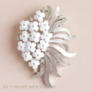 （画像用） クラウン　トリファリ ＴＲＩＦＡＲＩ　ブローチ