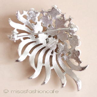 （画像用） クラウン　トリファリ ＴＲＩＦＡＲＩ　ブローチ