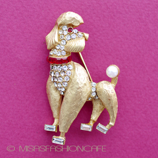 （画像用） プードル　ブローチ 　ビジュー＆パール