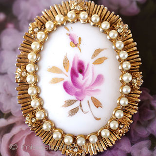 （画像用） 希少　ＨＡＲ　ハー ローズ　ブローチ