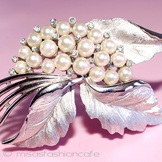 （画像用） TRIFARI　 トリファリ パールRS　ブローチ