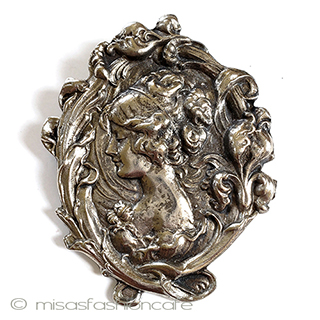 （画像用） アールヌーヴォー調 アヤメの花　ブローチ