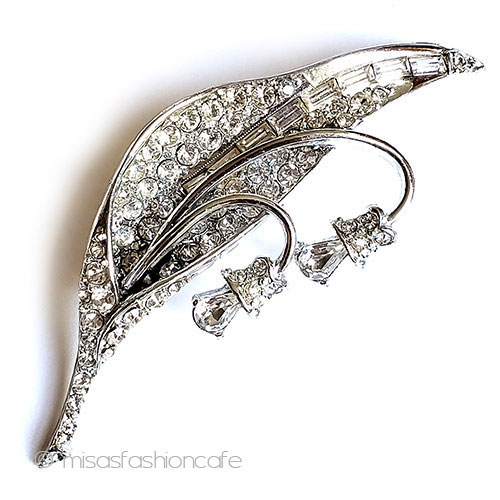 （画像用） ヴィンテージブローチ PELL　鈴蘭のお花