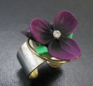 （画像用） パンジーすみれ　リング