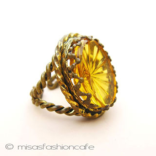 （画像用） ハニー・カットグラス アンティーク　リング