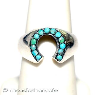 （画像用） 天然石ターコイズ　馬蹄型 スターリング刻印　リング