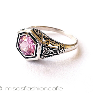 （画像用） アンティーク銀製リング ピンクサファイア　指輪