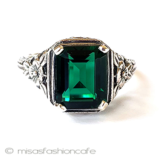 （画像用） エメラルド　銀製お花 スターリング刻印リング