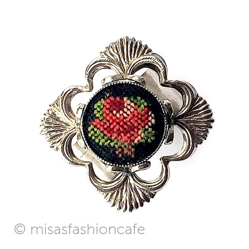 （画像用） アンティークリング指輪 プチポアン刺繍ローズ花