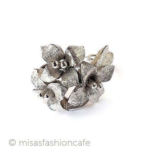 （画像用） Trifariトリファリ　花束 アンティークリング指輪