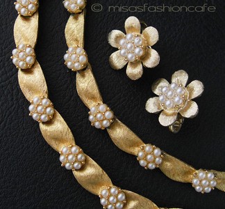 （画像用） クラウンTrifari トリファリ パール小花　3点セット