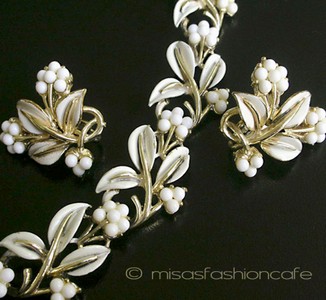 （画像用） ＣＯＲＯ コロ　白花セット