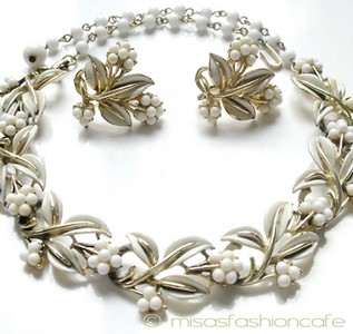 （画像用） ＣＯＲＯ コロ　白花セット