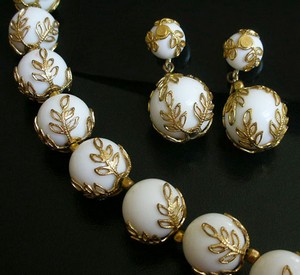 （画像用） クラウントリファリ Trifari　金葉