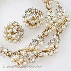 （画像用） クラウントリファリ TrifariパールRSセット