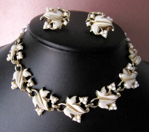 （画像用） Coroコロ ネックレス・イヤリングセット