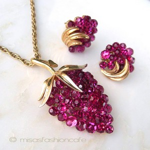 （画像用） クラウントリファリ Trifari 豪華な苺セット