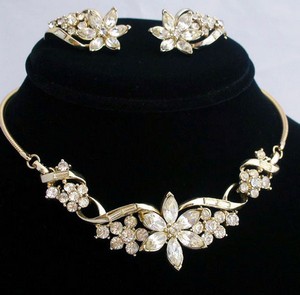 （画像用） Coroコロペガサス ネックレス・イヤリングセット