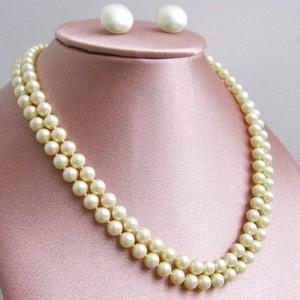 （画像用） クラウンTrifari ネックレス＆イヤリングセット