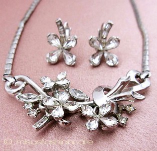 （画像用） クラウントリファリ Trifari フローラルセット