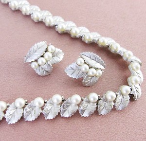 （画像用） クラウントリファリ ネックレス＆イヤリング