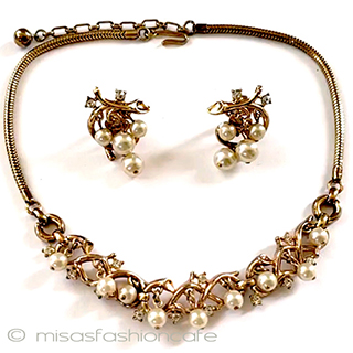 （画像用） アンティークジュエリー トリファリ　パールのベリー