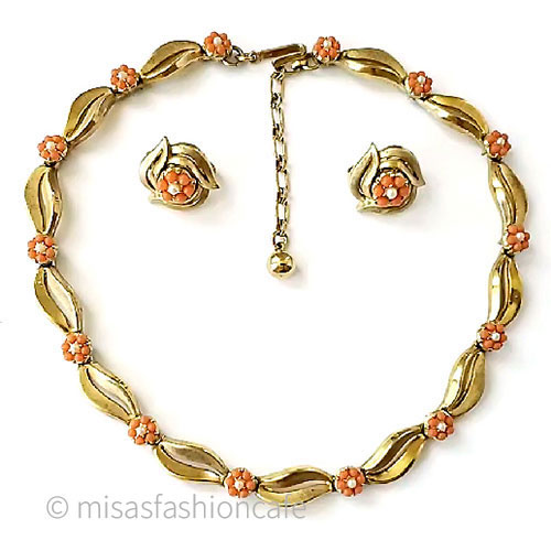 （画像用） Trifari トリファリ セット コーラル&パールのお花