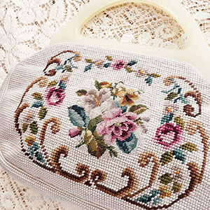 （画像用） ヴィンテージ花刺繍バッグ セルロイド製フレーム