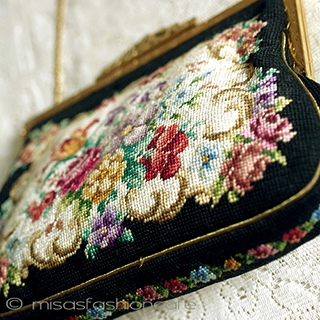 （画像用） アンティークバッグ プチポアン　花刺繍