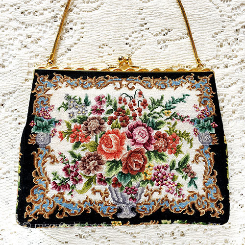 （画像用） アンティークバッグ 総刺繍お花プチポアン
