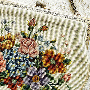（画像用） ヴィンテージバッグ（大） 花ブーケ刺繍プチポアン