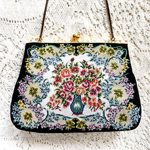（画像用） アンティークバッグ 総刺繍お花プチポアン