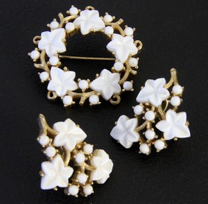 （画像用） Trifari　トリファリ アイビーの葉リース