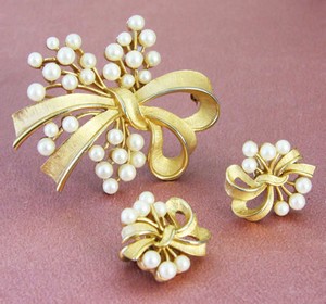 （画像用） ヴィンテージアクセサリー トリファリTrifariセット