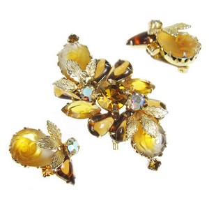 (image for) Antique & Vintage