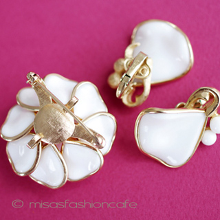 （画像用） ＴＲＩＦＡＲＩ　トリファリ ミルクガラス花セット