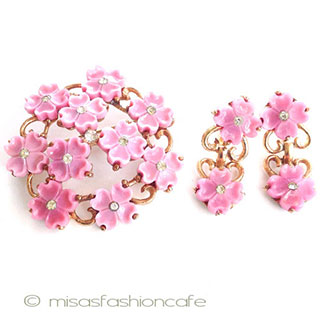 （画像用） ピンク・ガラスのお花 ブローチ＆イヤリングセット