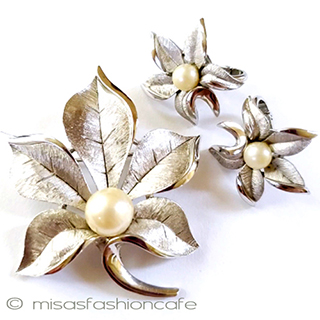 （画像用） Trifari　 トリファリ パール銀花　セット