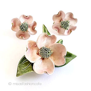 （画像用） アンティークジュエリー ポーセラーツ　ハナミズキ