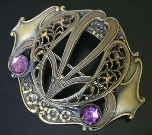 （画像用） アールヌーヴォーブローチ