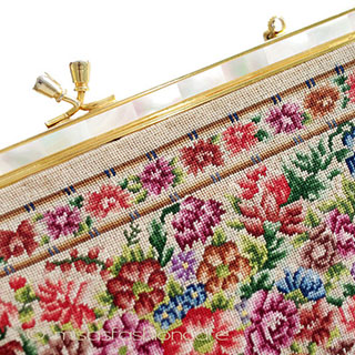 （画像用） ヴィンテージ　バッグ 総刺繍お花 プチポアン