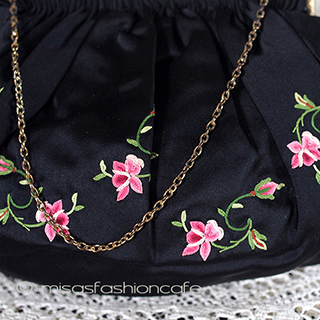 （画像用） ヴィンテージバッグ　仏製 お花刺繍とビジュー金具