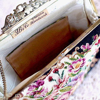 （画像用） アンティークバッグ　刺繍 オーストリア製　プチポアン