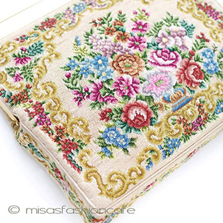 （画像用） ヴィンテージバッグ　 総刺繍お花 プチポアン